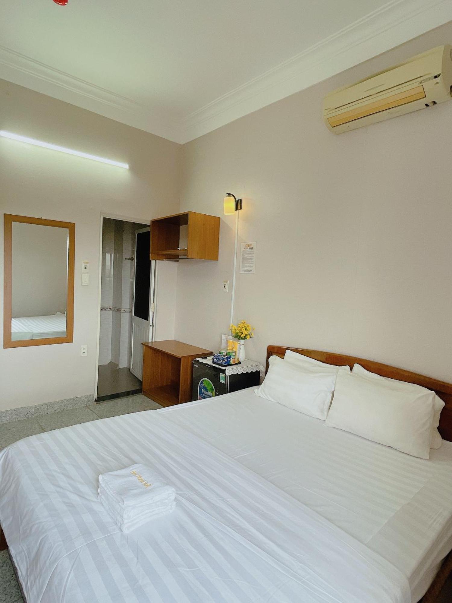 Amy Hotel 후에 외부 사진